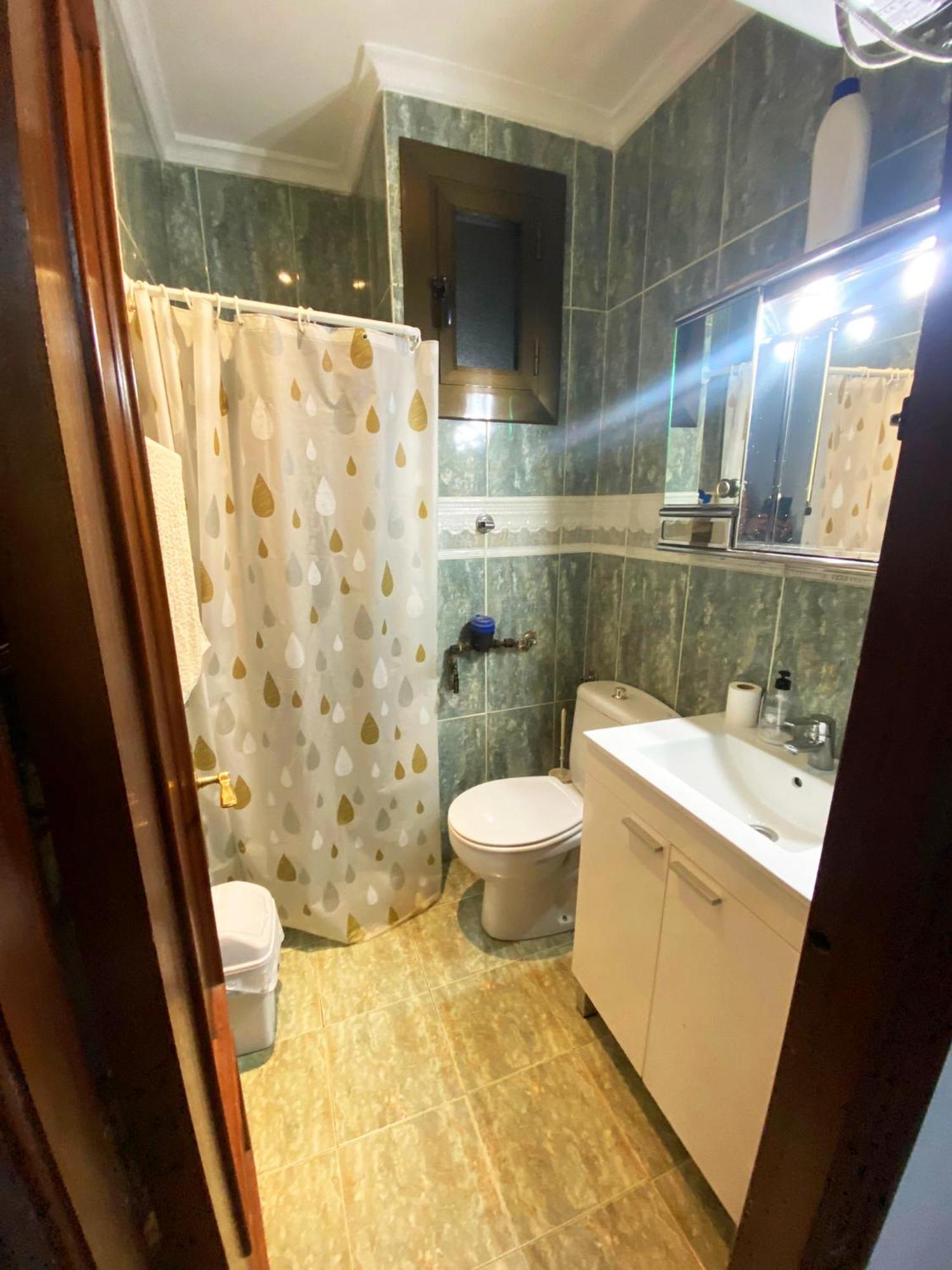 Valencia Well Located Shared Apartment Eksteriør bilde